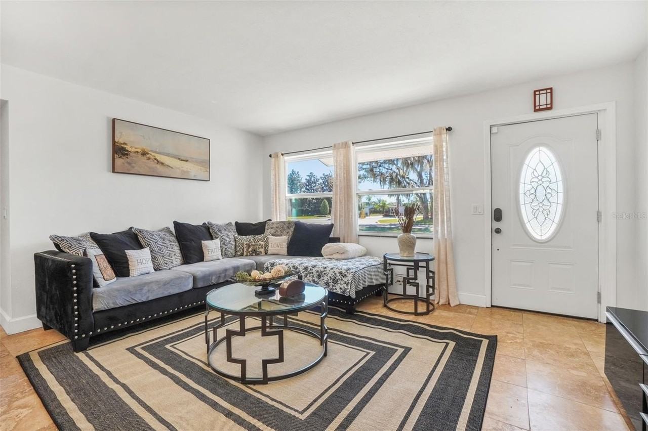 1850 W Lake Brantley Rd - Photo 6 of 29