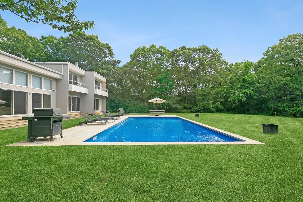 10 Fox Hollow Dr - Photo 5 of 21