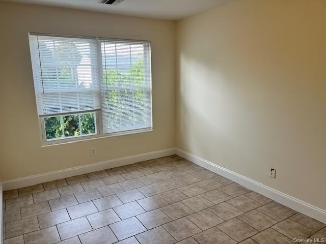 392 Montauk Hwy - Photo 7 of 7