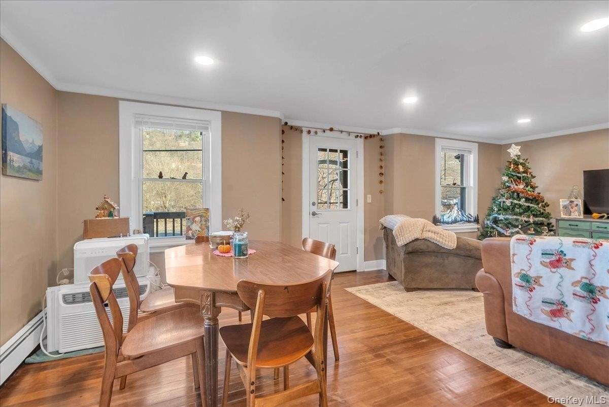 10 Spartan Place #B - Photo 3 of 27