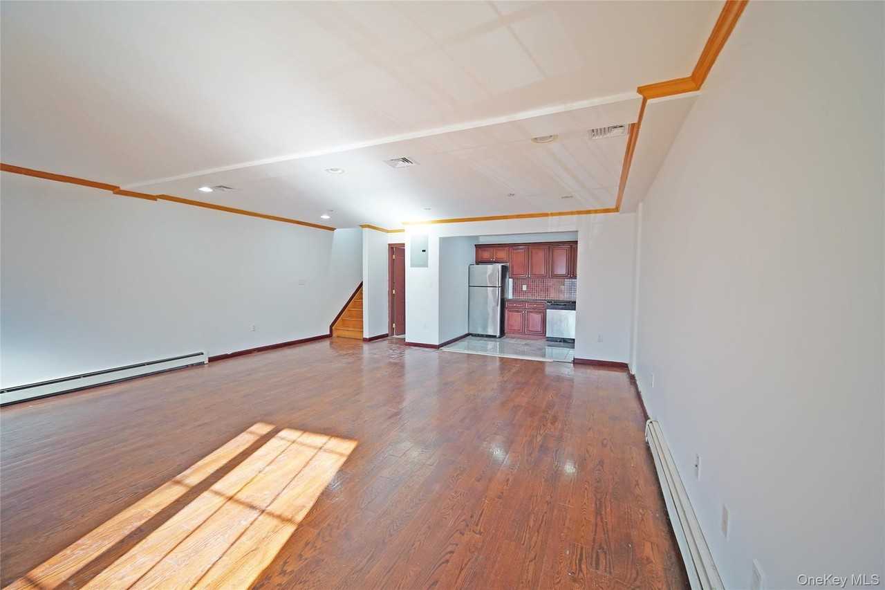 931 E 215th St Unit 2 #2 - Photo 5 of 16