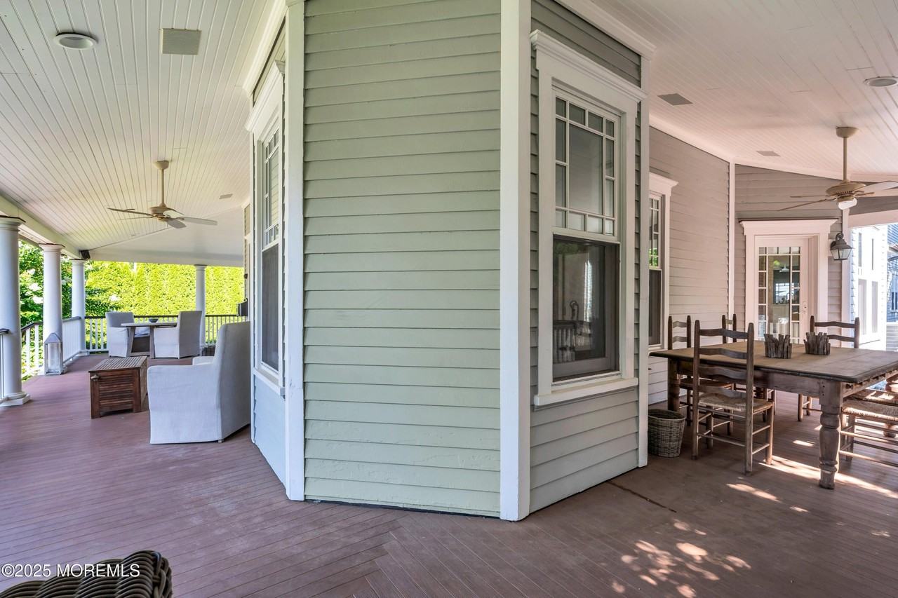 214 Monmouth Ave - Photo 7 of 50