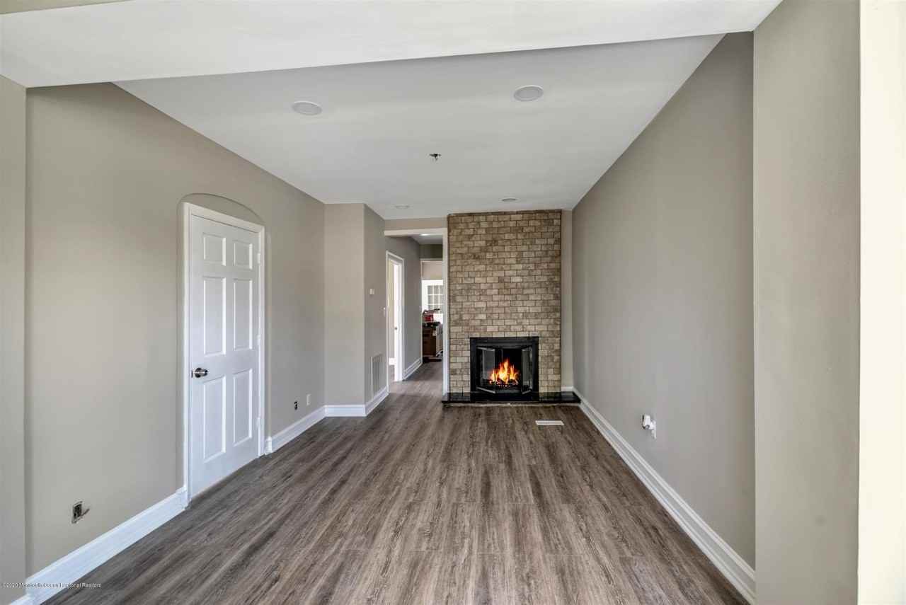 8 8 Dolan Avenue unit: A #A - Photo 6 of 14