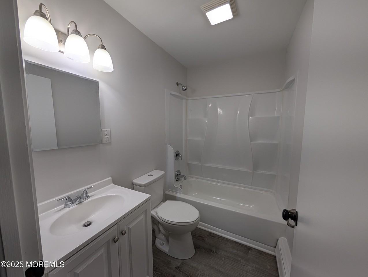 21 Bayview Avenue - Photo 6 of 15