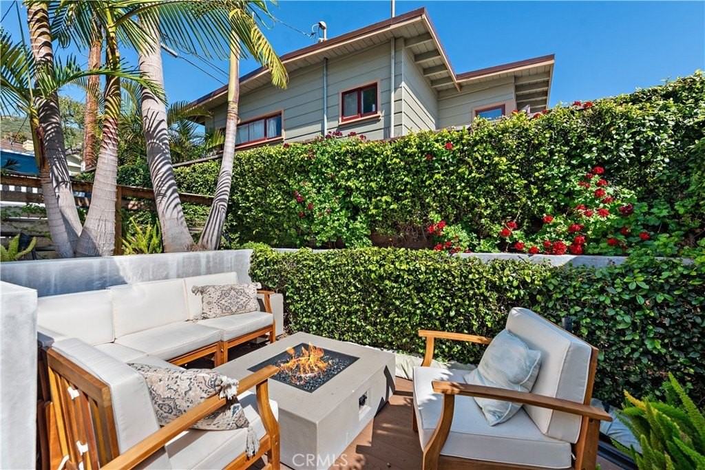 31577 Santa Rosa Dr - Photo 2 of 20