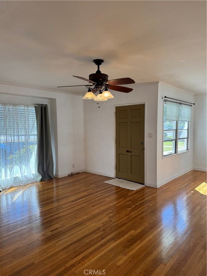 5729 E Wardlow Rd - Photo 4 of 19