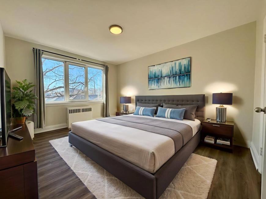 36 Wood Glen Rd - Photo 3 of 10