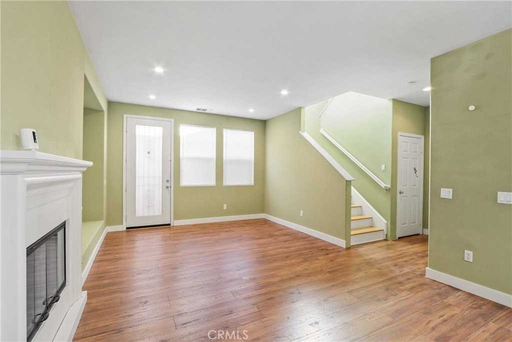 22569 Firenze Street - Photo 4 of 15