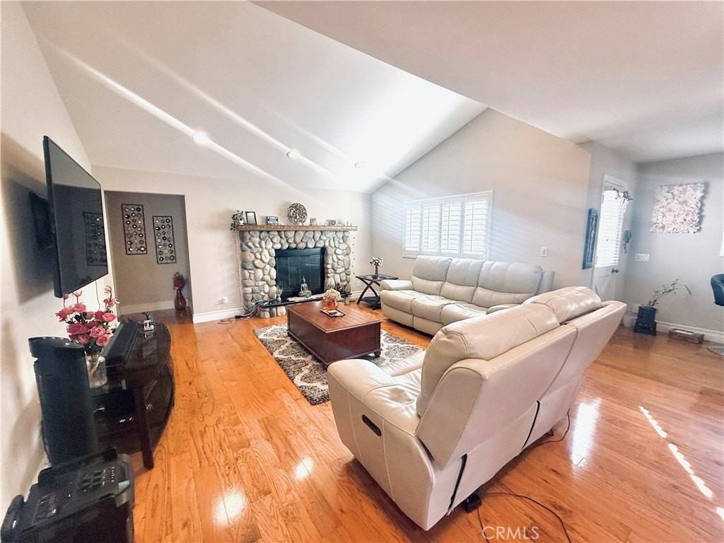 4730 Carmelynn Street - Photo 4 of 18