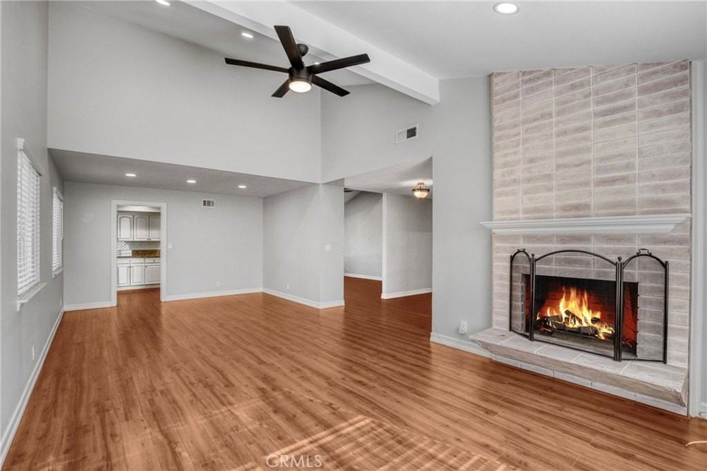 22725 Gault Street - Photo 4 of 22