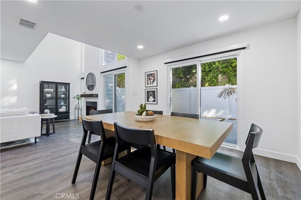 10061 Melinda Way #2 - Photo 4 of 47