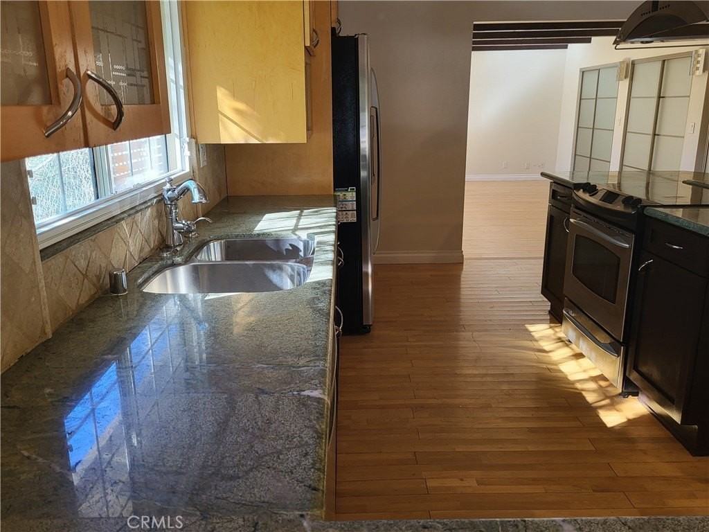 5700 Kelvin Ave - Photo 5 of 22