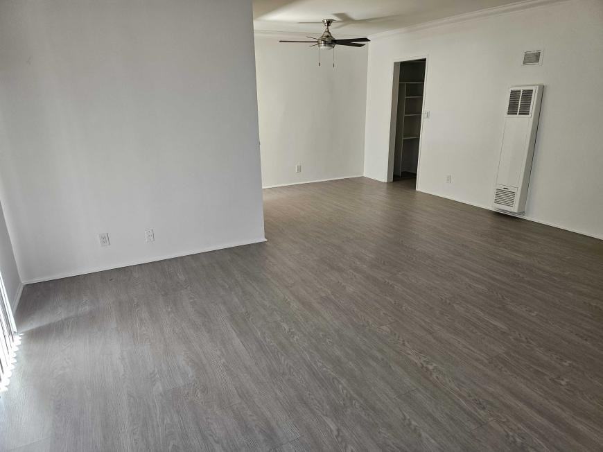 11849 Magnolia Boulevard - Photo 5 of 10