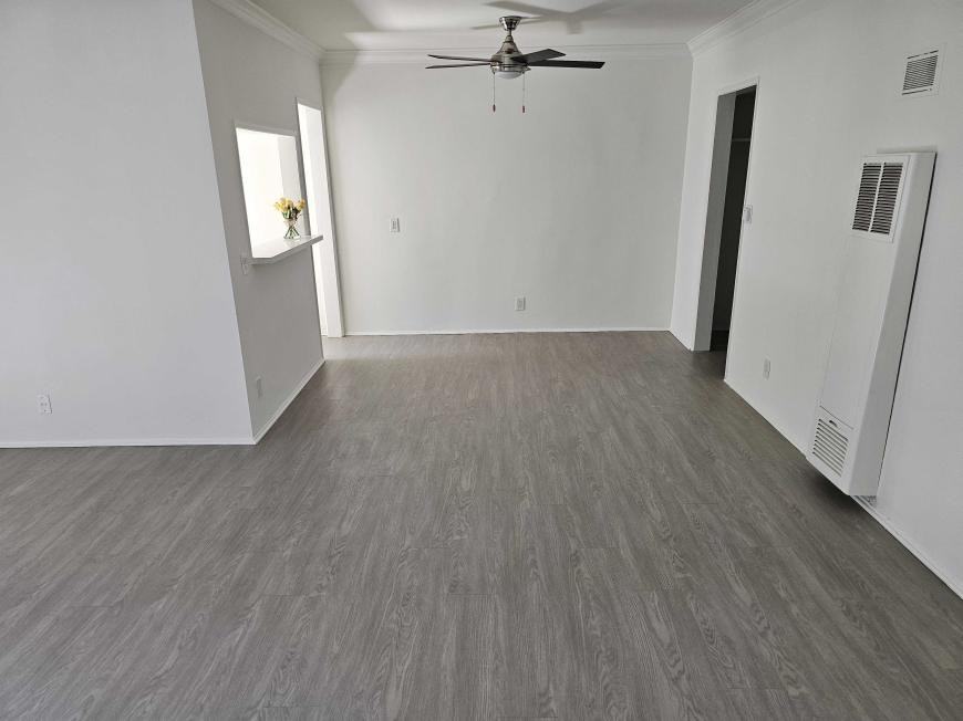 11849 Magnolia Boulevard - Photo 7 of 10