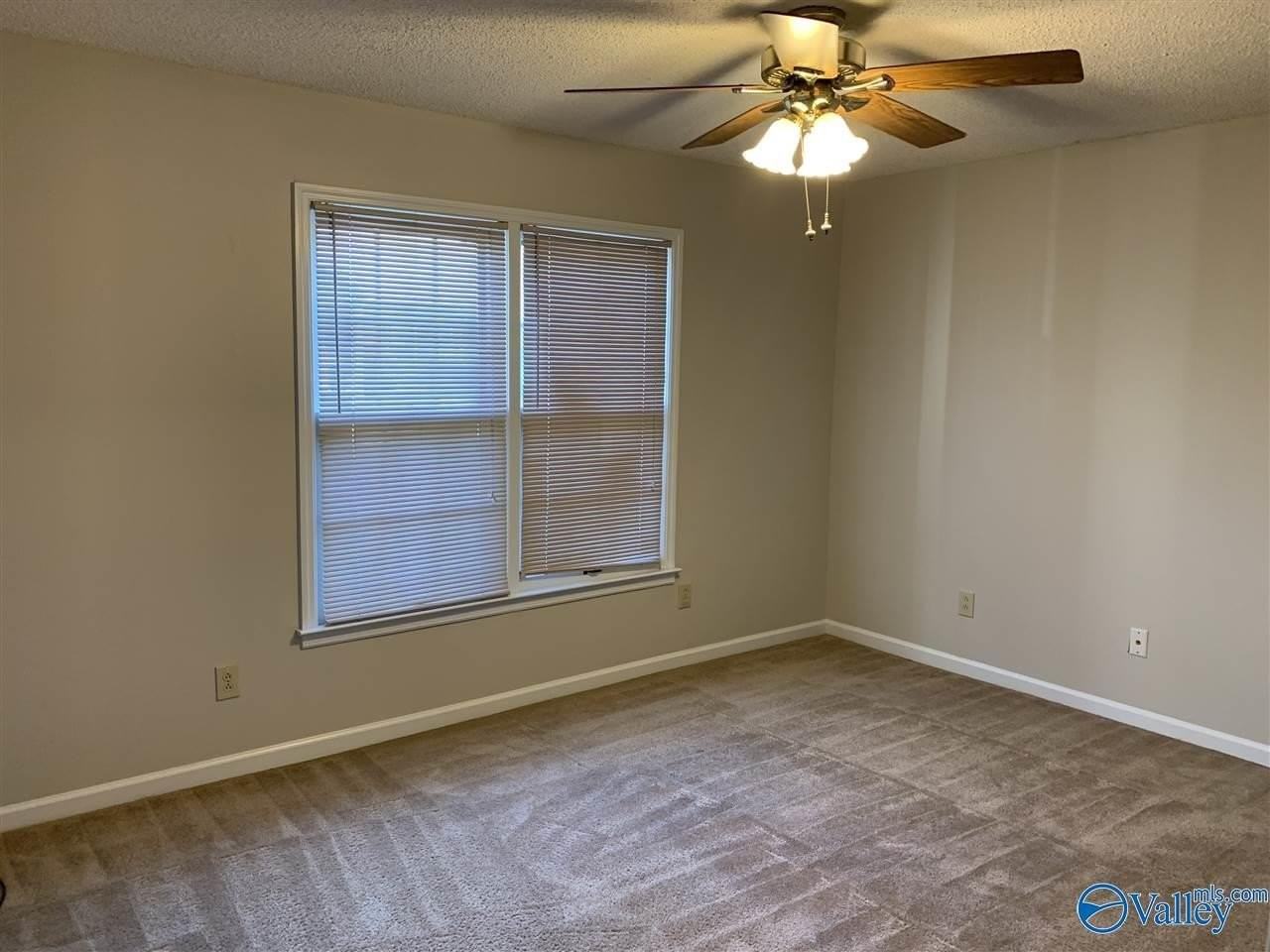 8142 Oldfield Rd Sw #3 - Photo 7 of 9