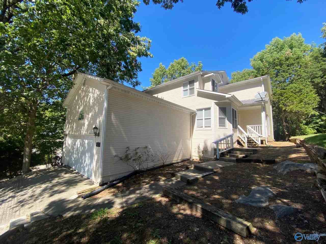 523 Farmingdale Rd Se - Photo 2 of 34