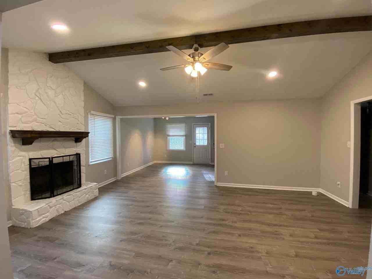 1031 Shapsburg Drive - Photo 3 of 21