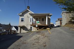 featured image of 665 Price Street