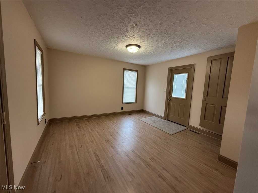 1013 Prospect Street Northwest - Photo 6 of 10