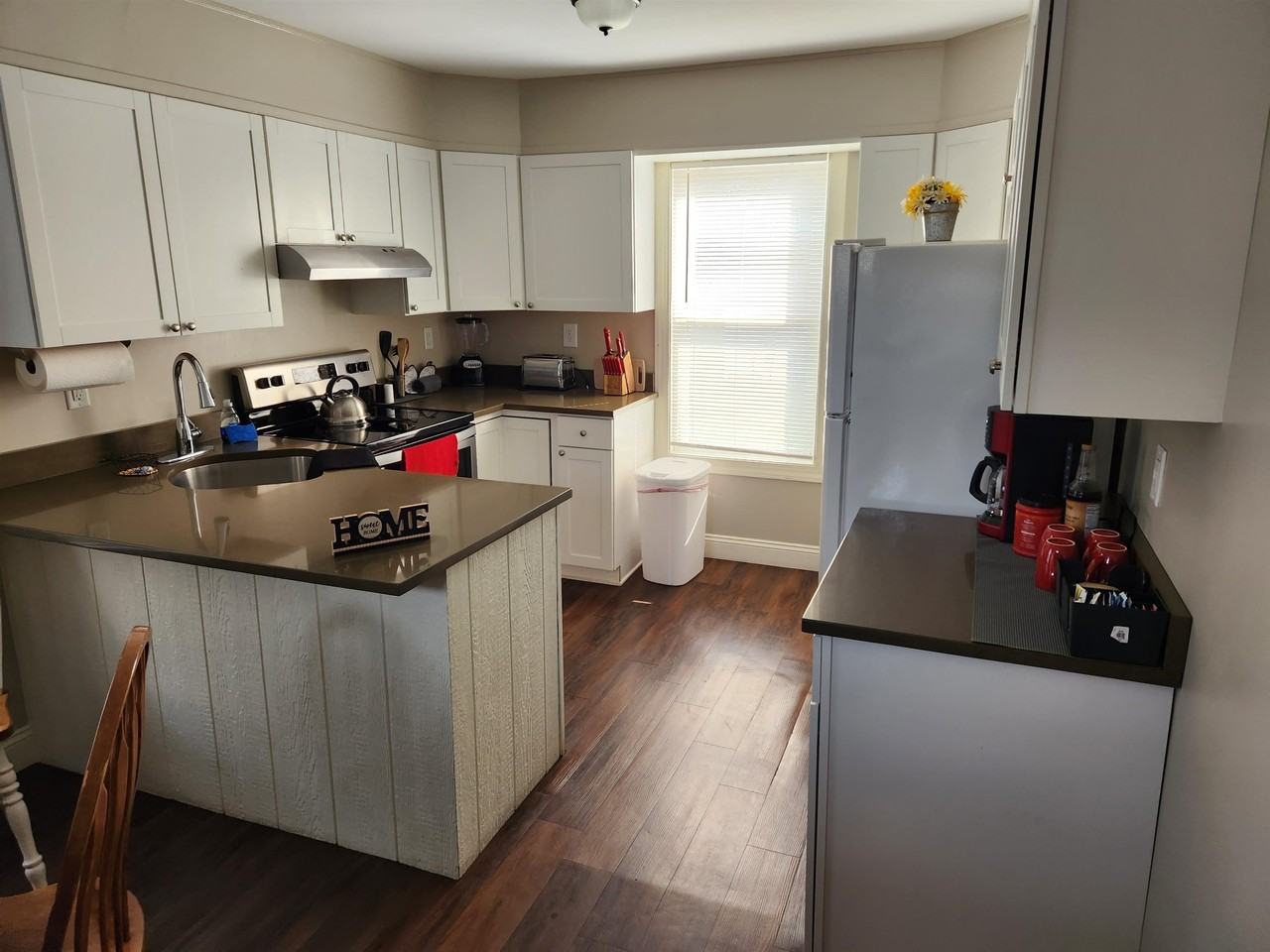 661 Hevey Street #2ndFL - Photo 2 of 13