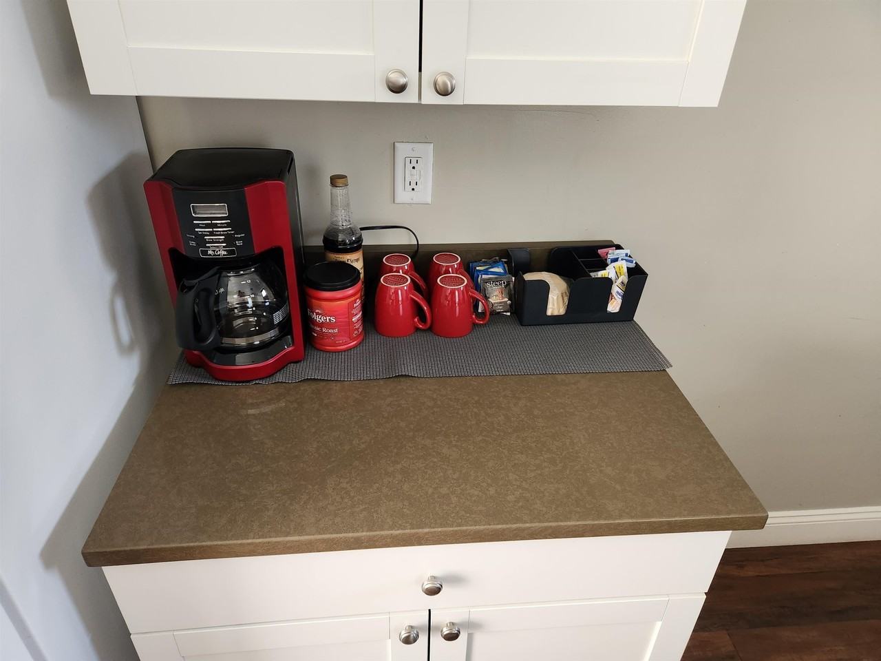 661 Hevey Street #2ndFL - Photo 5 of 13