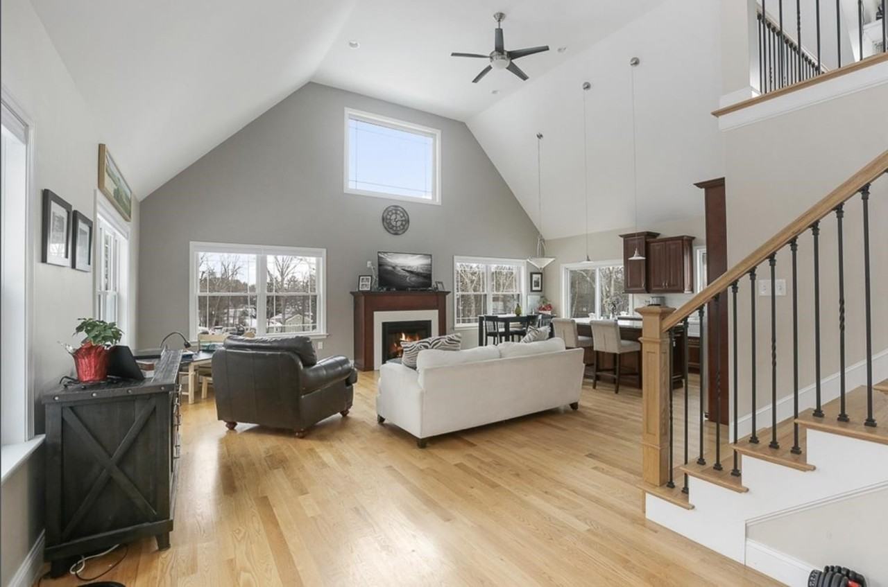 9 Gulliver Avenue - Photo 6 of 23