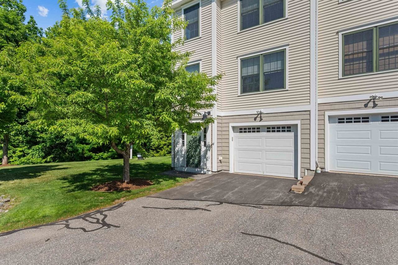 41 Village Dr #41 - Photo 6 of 37