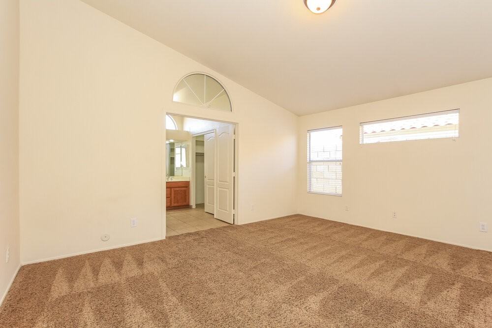 9960 W Runion Dr - Photo 6 of 15