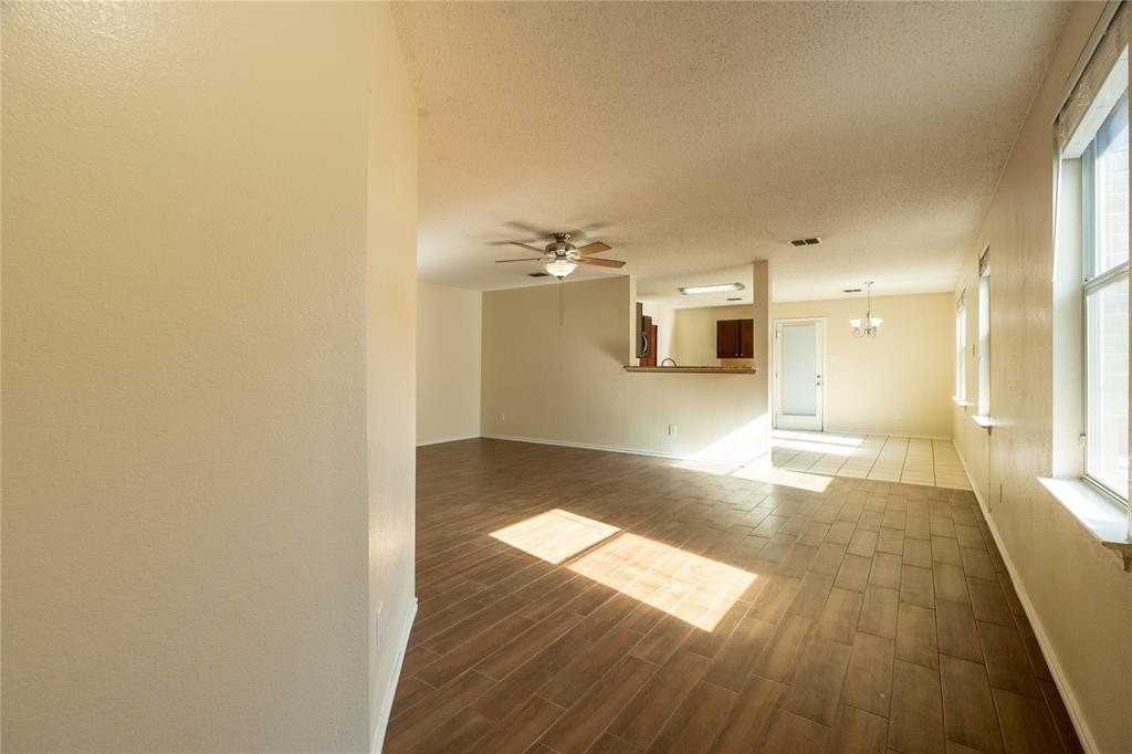 1316 Scenic Hills Drive - Photo 5 of 24