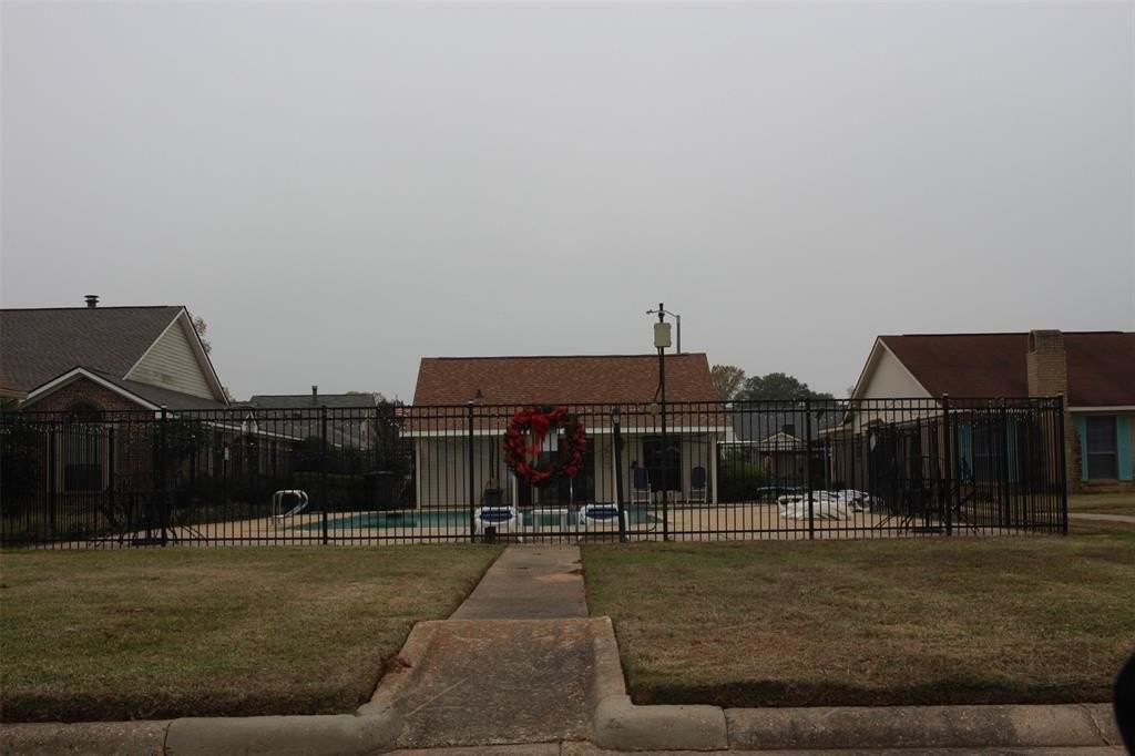 5005 Longstreet Pl #29 - Photo 3 of 20