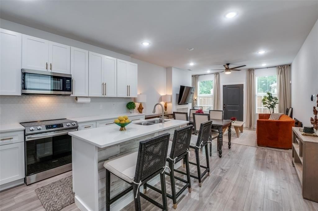 2325 Budd Street - Photo 2 of 12