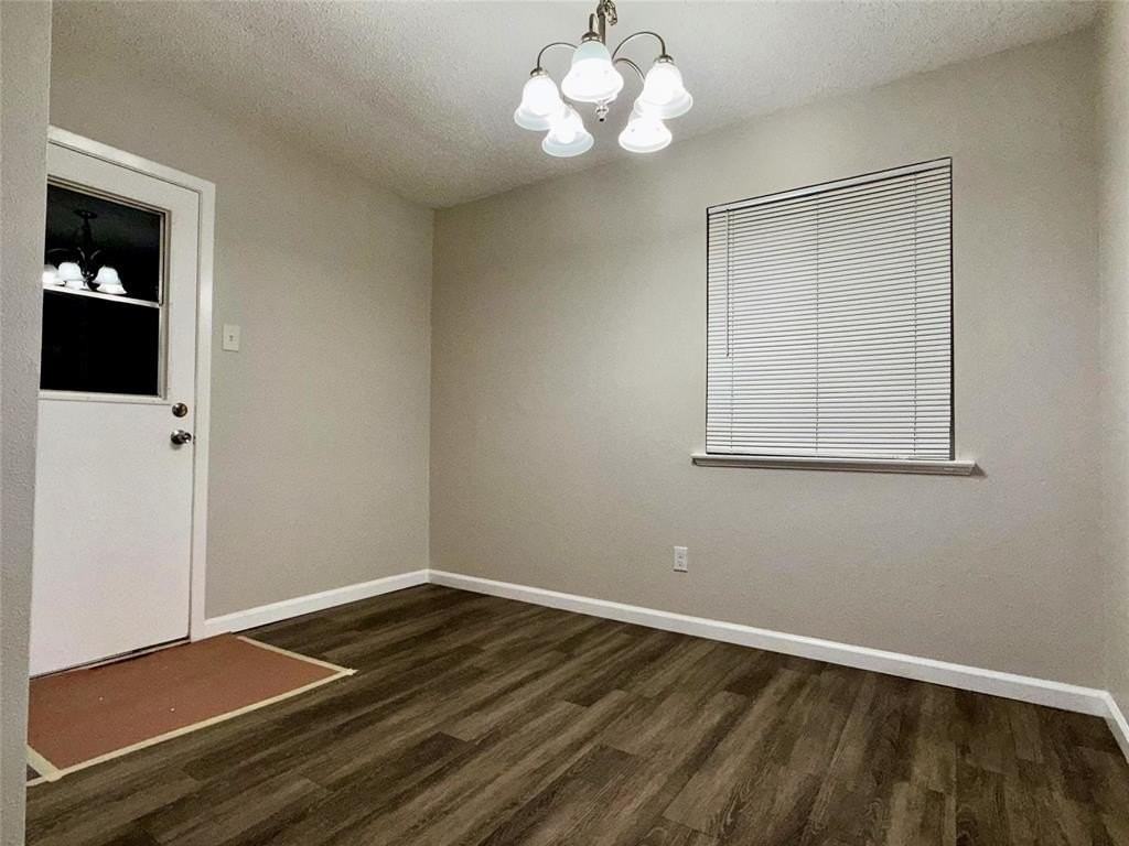 3117 Centennial Drive - Photo 4 of 12