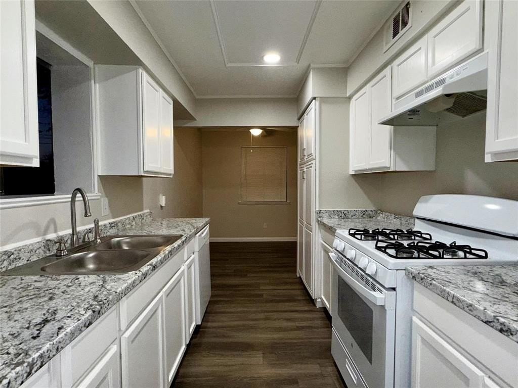 3117 Centennial Drive - Photo 5 of 12