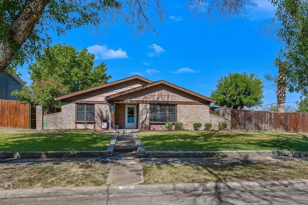 801 Meadowlark Drive