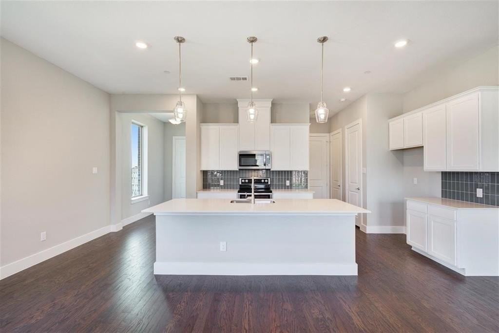 1050 Maverick Drive - Photo 3 of 26