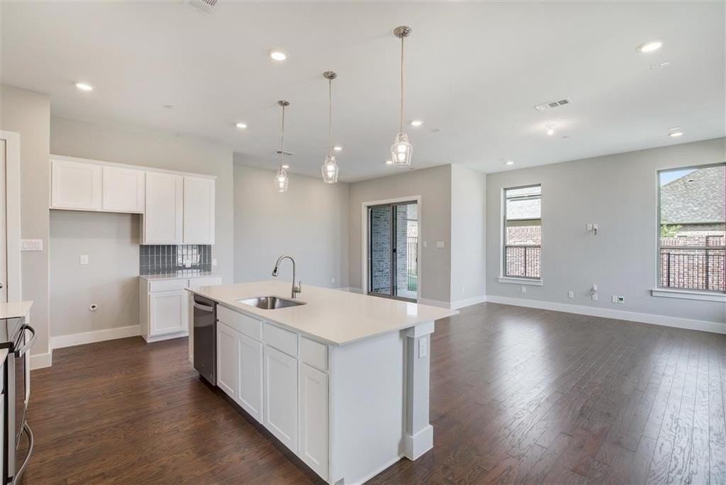 1050 Maverick Drive - Photo 7 of 26