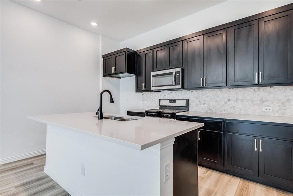 9915 Schramm Street - Photo 4 of 12