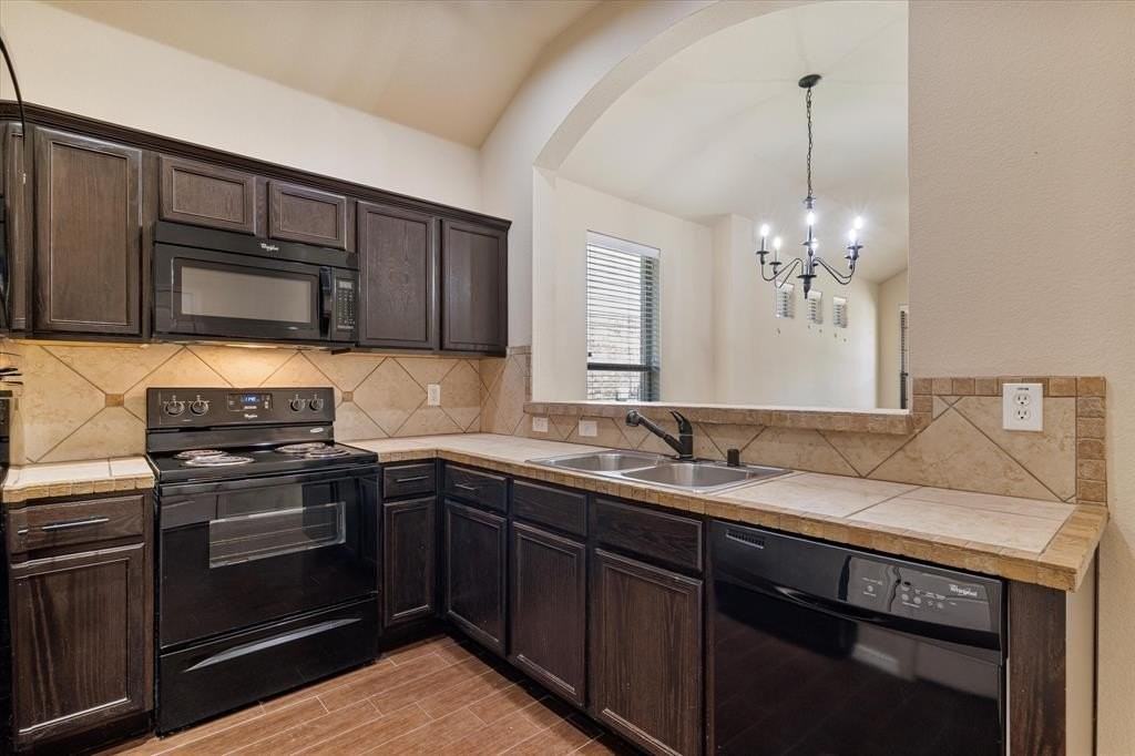 345 Orbit Dr - Photo 7 of 23