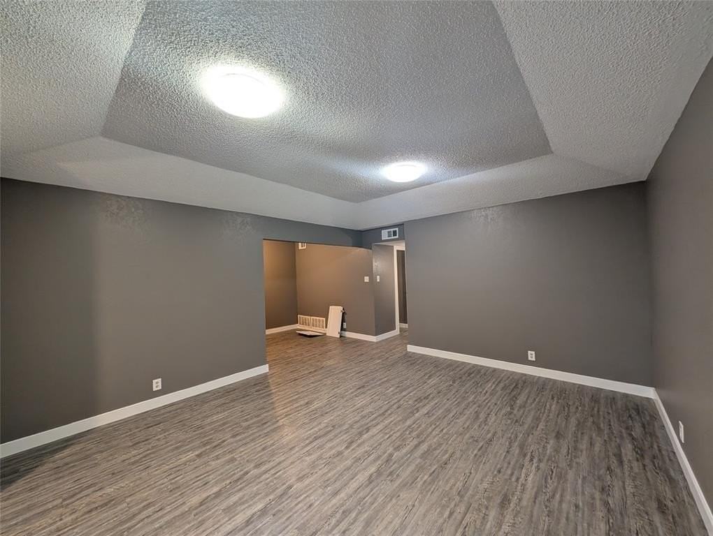 6709 Ridgecrest Ct - Photo 6 of 19