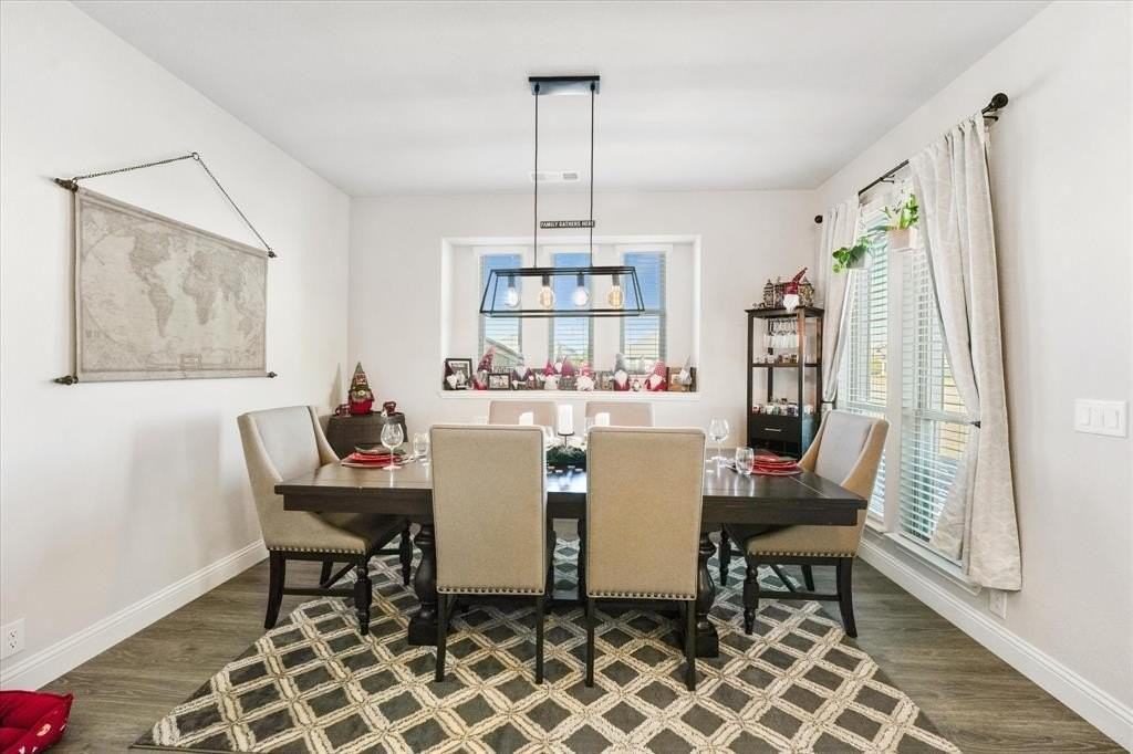 441 Green Terrace Ct - Photo 5 of 37