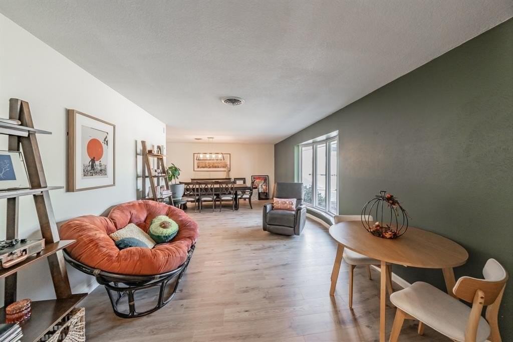 1408 Comanche Court - Photo 4 of 39