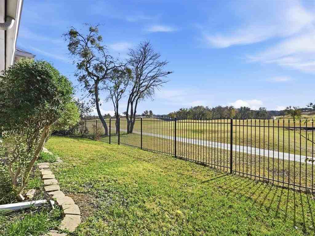 10709 Whitestone Ranch Road - Photo 5 of 17