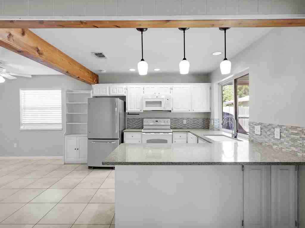 2309 Norwich Ct - Photo 4 of 25