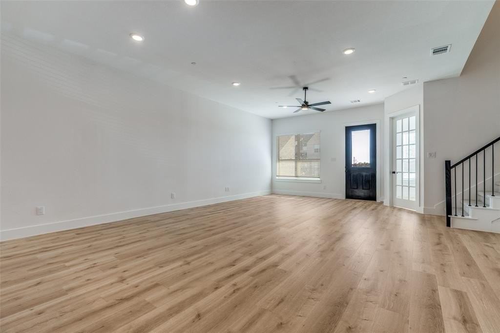 1300 Arkansas Springs St - Photo 2 of 12