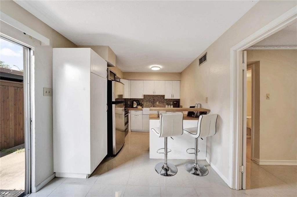 3006 Brockbank Court #3006 - Photo 7 of 17