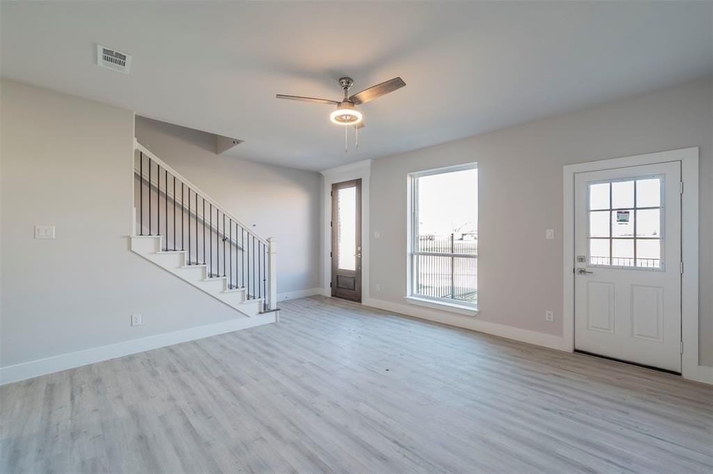 1611 Mignon Drive - Photo 3 of 15