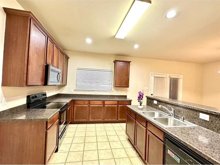 8649 Star Thistle Dr - Photo 2 of 27