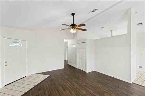 4626 Larner Street - Photo 5 of 27