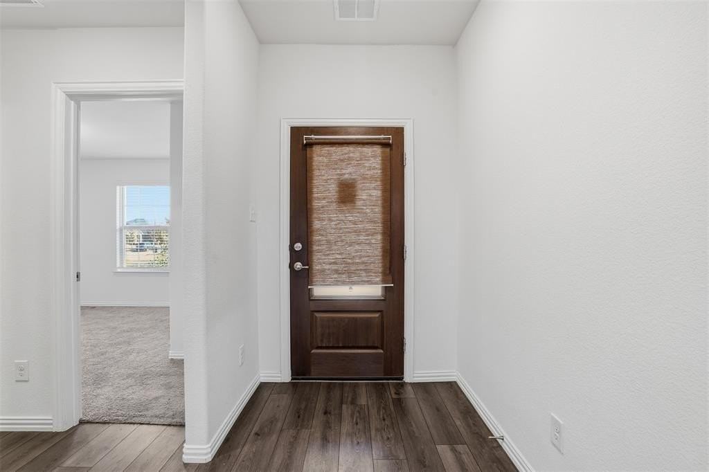 Field Lark Dr - Photo 2 of 24