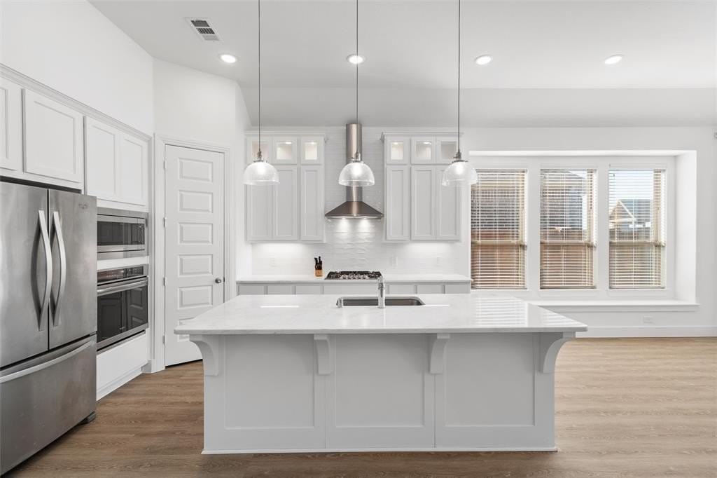 4005 Crossroads Ct - Photo 6 of 35